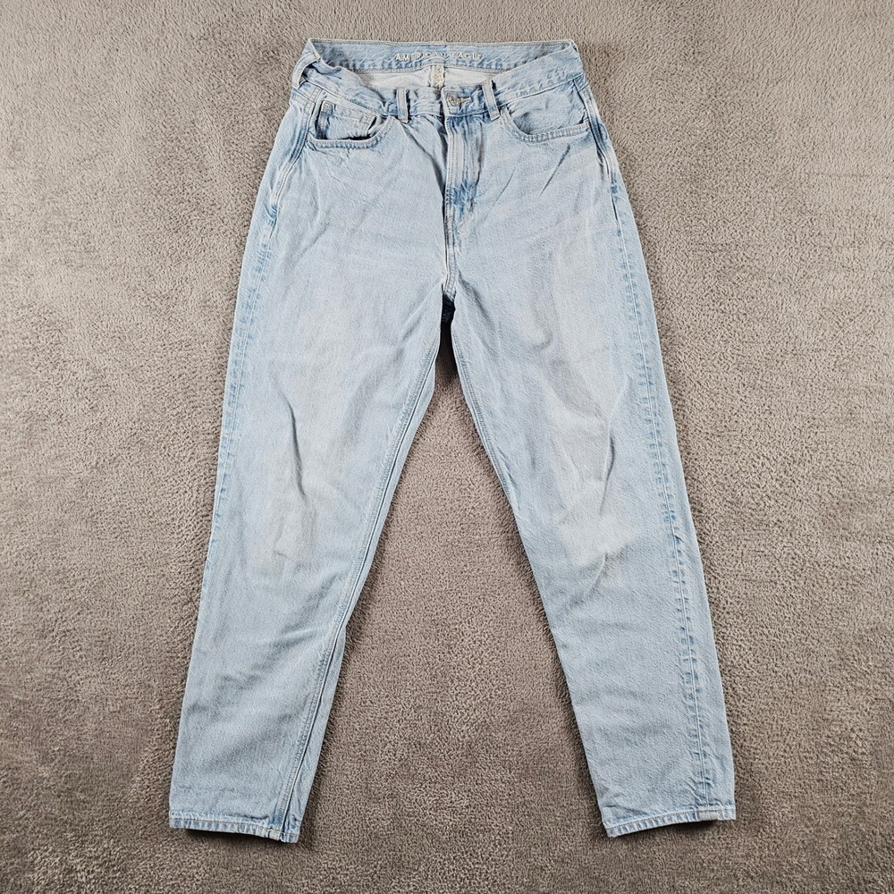 American Eagle Mom Jean Light Wash High Rise Tapered Denim Size 4 Regular